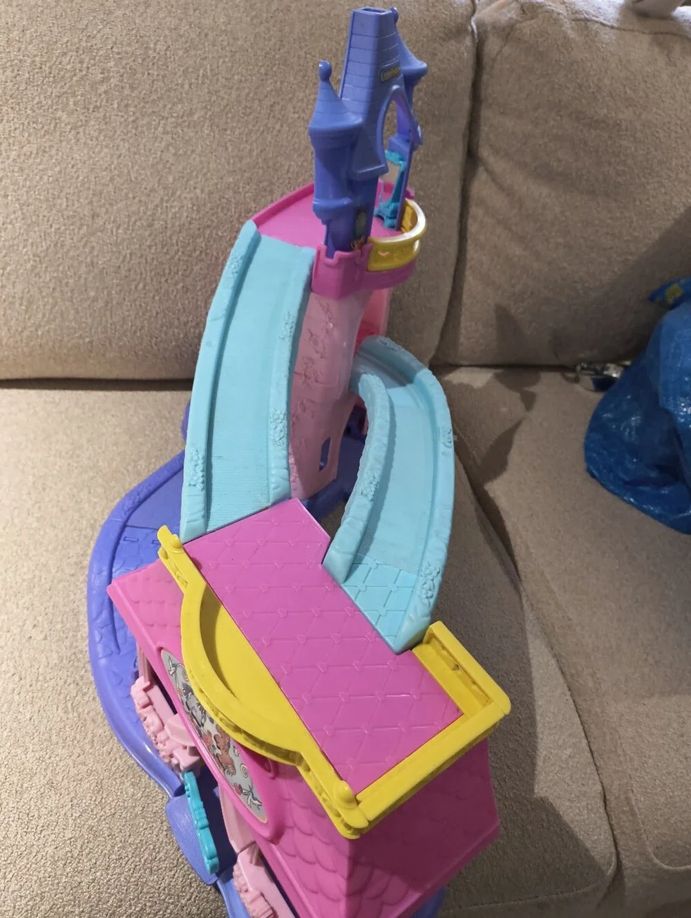 Fisher Price Disney Princess Klip Klop Castle